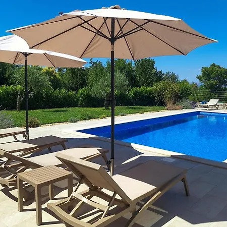 Lovely In With Private Swimming Pool, Be Inside Or Outside Prázdninový dům