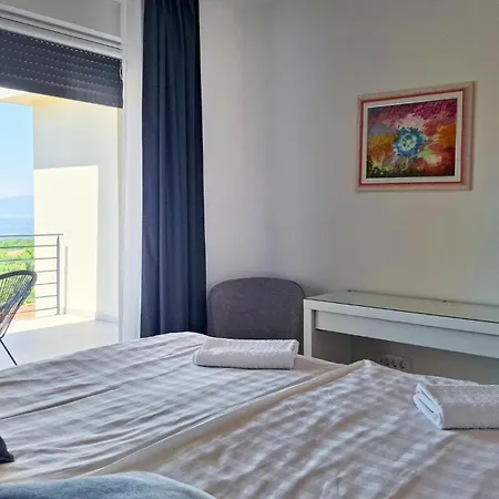 Lovely In With Private Swimming Pool, Be Inside Or Outside Malinska