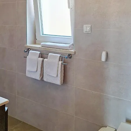 Lovely In With Private Swimming Pool, Be Inside Or Outside Prázdninový dům *